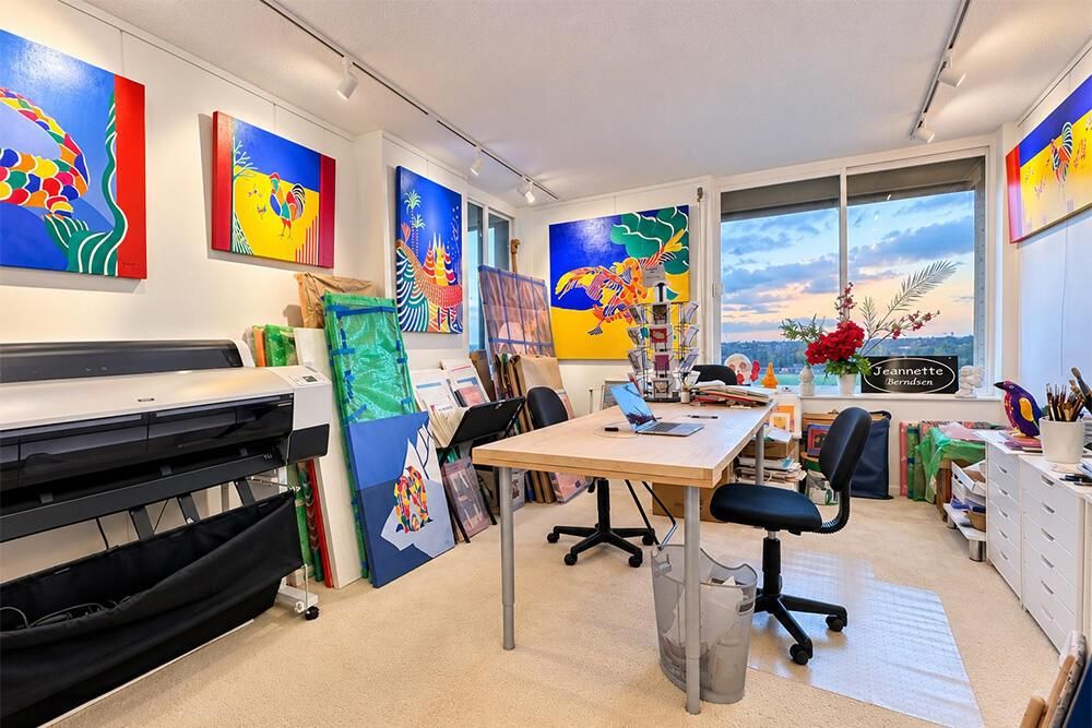 Guest Room / Studio