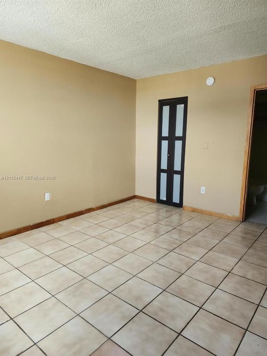 En Venta: $250,000 (2 camas, 1 baños, 767 Pies cuadrados)