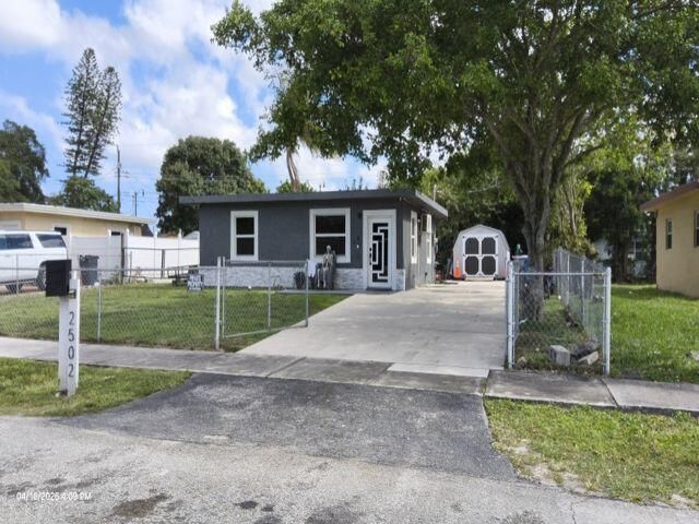 2502 FRONT_2