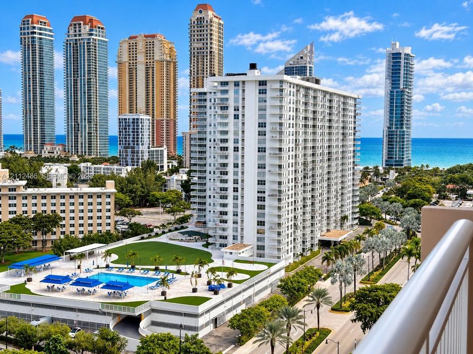 View featuring  Sunny Isles Sky line.