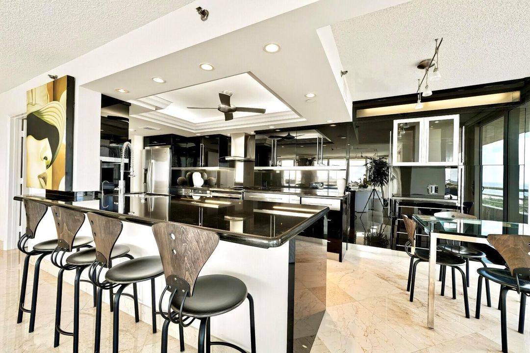CUSTOM OPEN GOURMET KITCHEN
