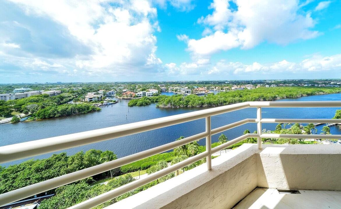 VIEWS: WEST/ NW