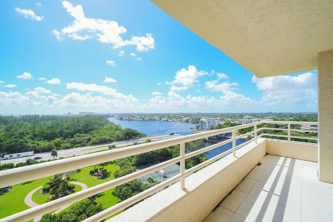 VIEWS: SOUTH/SW