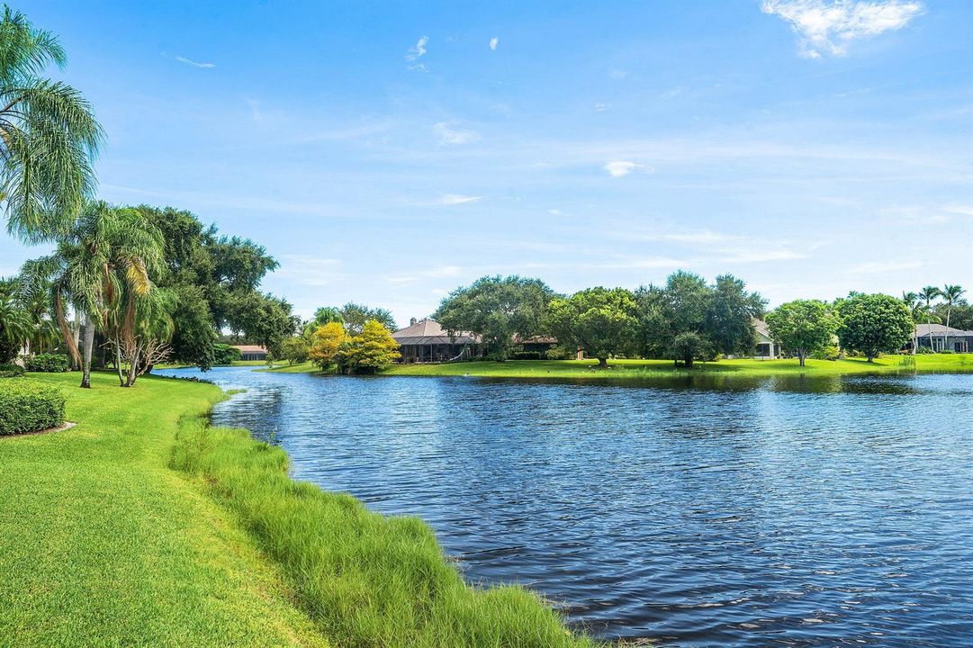045-10126SoutheastRoyalTernWay-Tequesta-