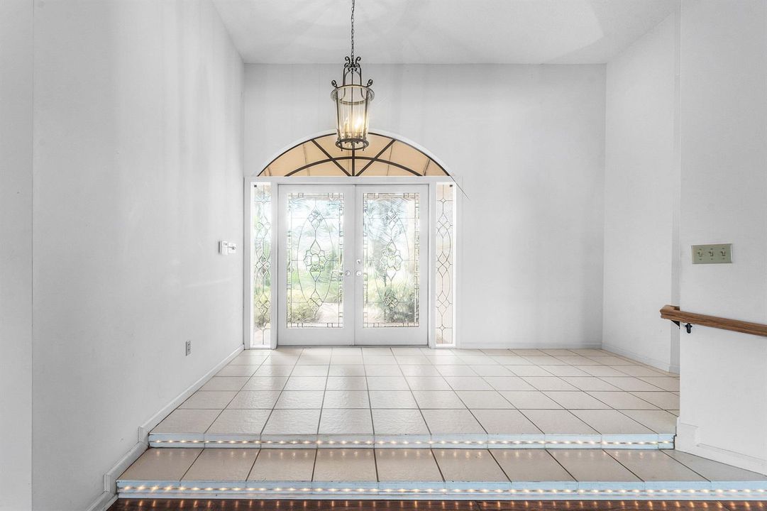 005-10126SoutheastRoyalTernWay-Tequesta-