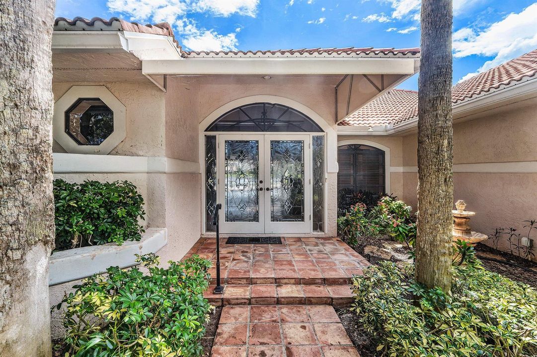 004-10126SoutheastRoyalTernWay-Tequesta-