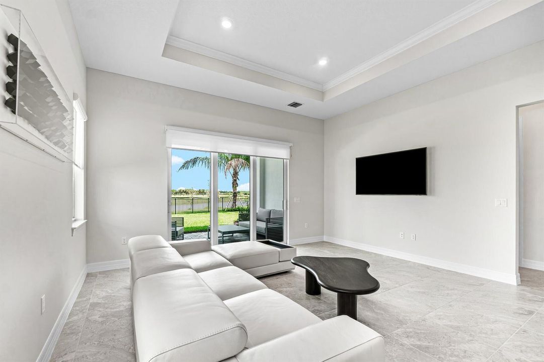 013-12325FrontlineLane-PalmBeachGardens-