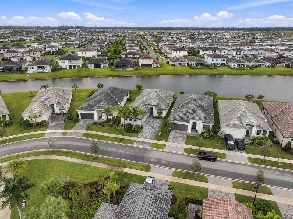 Lakefront Lot Park