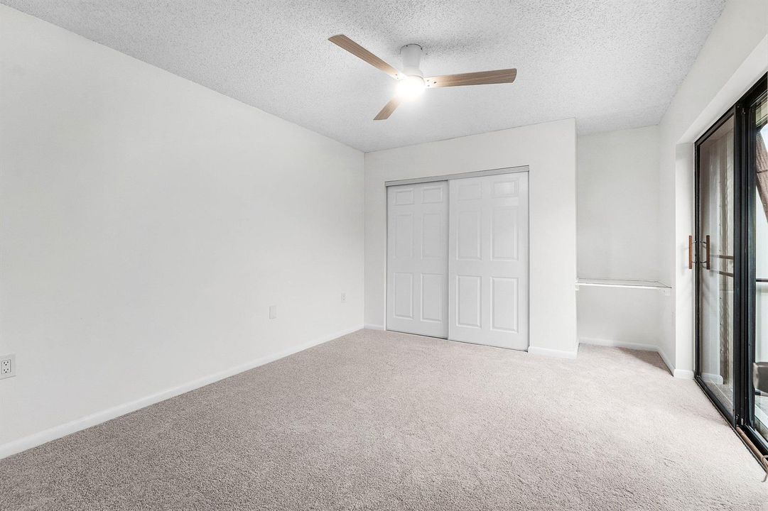 019-120212thLane-PalmBeachGardens-FL-334