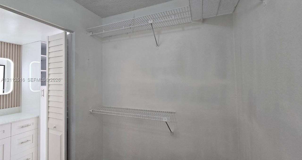En Renta: $2,950 (2 camas, 2 baños, 990 Pies cuadrados)
