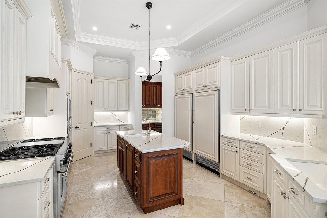 017-540GoldenHarbourDrive-BocaRaton-FL-3