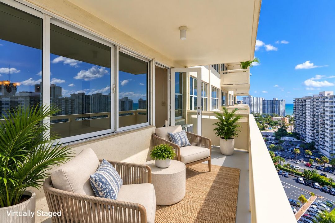 Coastal High-Rise Balcony Retreat