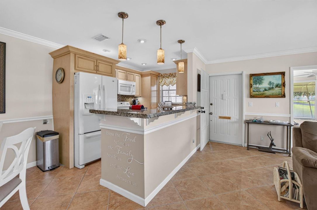 OPEN KITCHEN