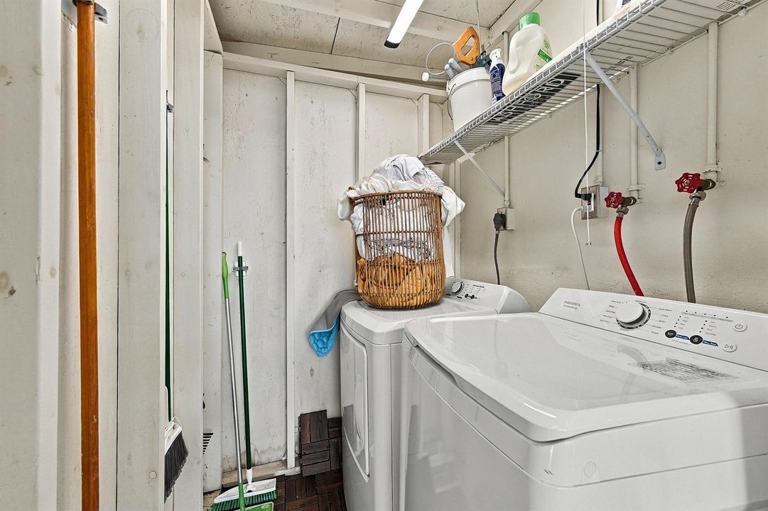 09_laundry