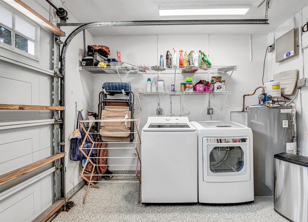 Garage/Laundry