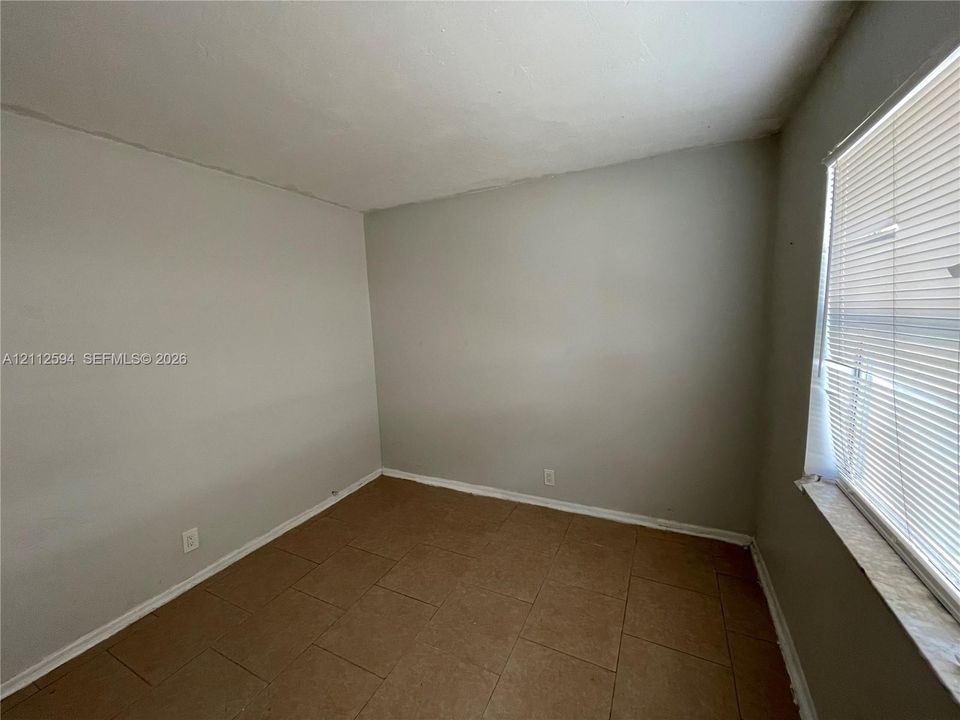 For Rent: $1,650 (1 beds, 1 baths, 600 Square Feet)