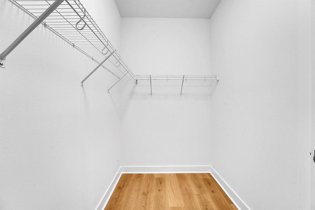 2nd Bedroom closet