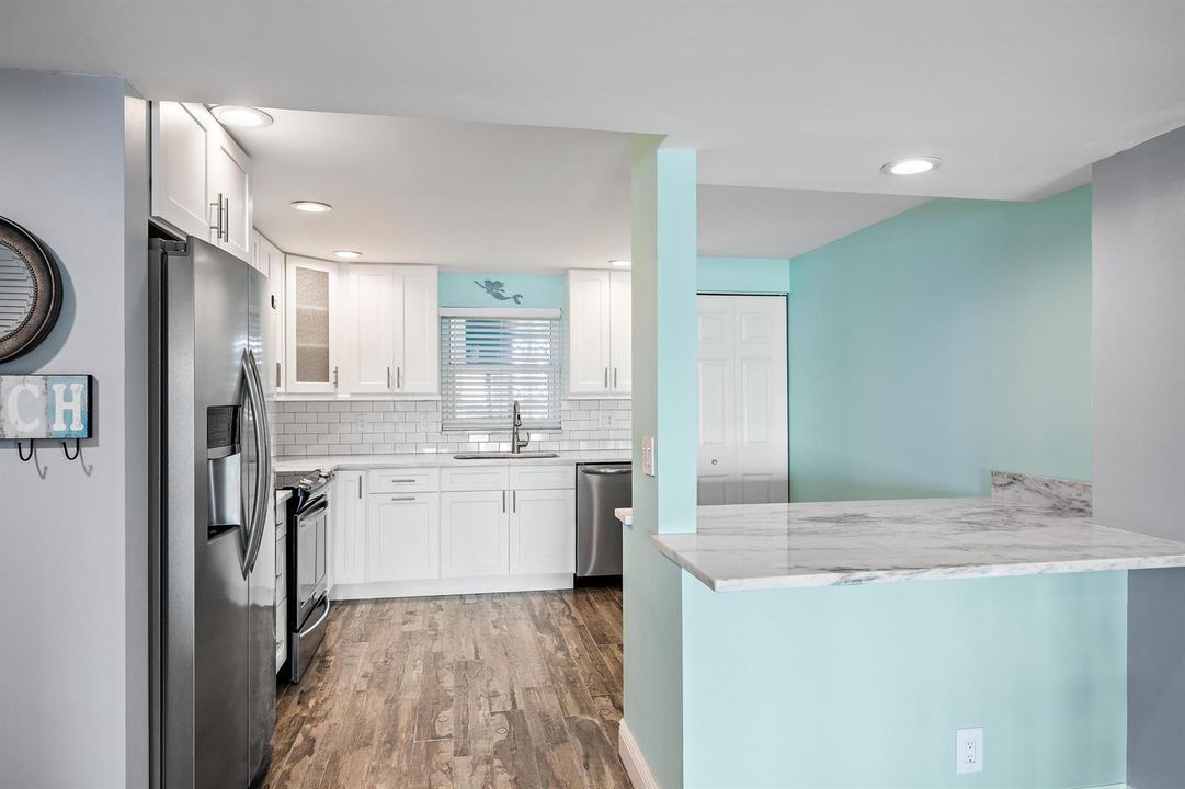 3040 Lake Shore Dr unit 903-11