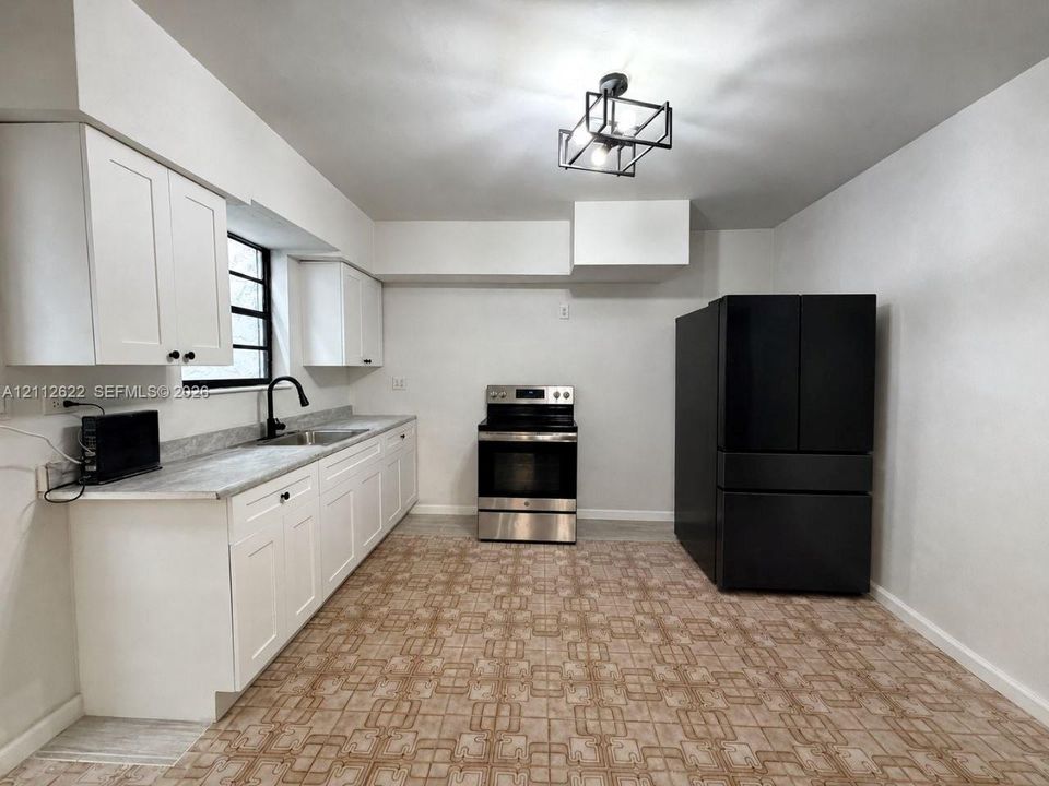 En Renta: $1,990 (1 camas, 1 baños, 1316 Pies cuadrados)