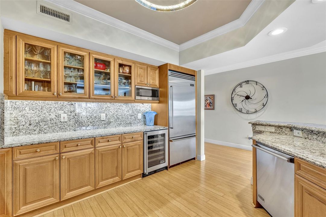 En Venta: $1,600,000 (3 camas, 3 baños, 2287 Pies cuadrados)