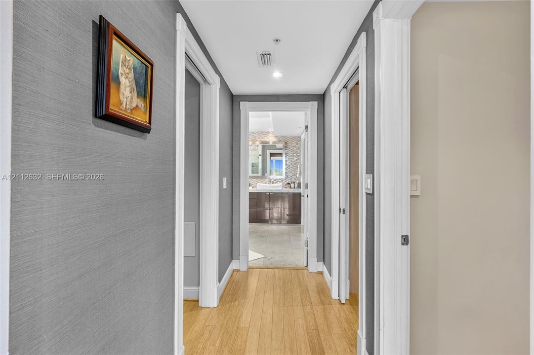 En Venta: $1,600,000 (3 camas, 3 baños, 2287 Pies cuadrados)