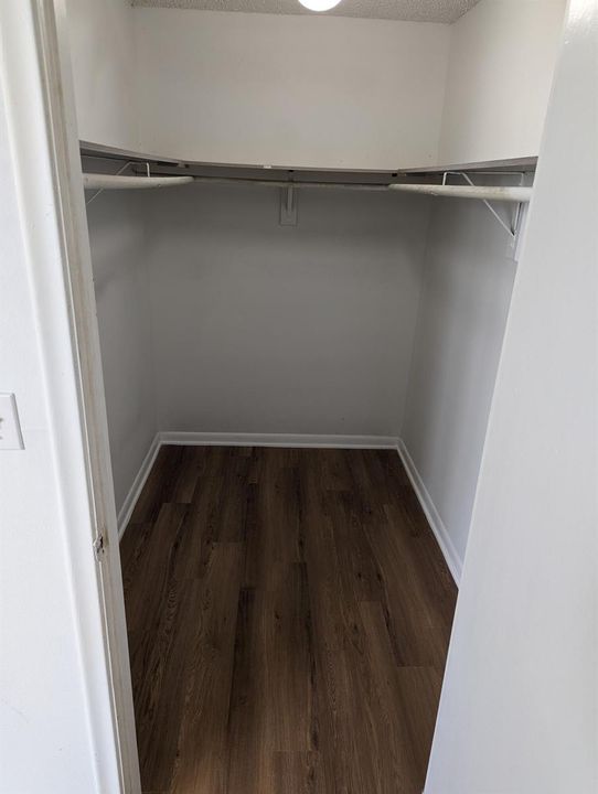 Walk-in Closet