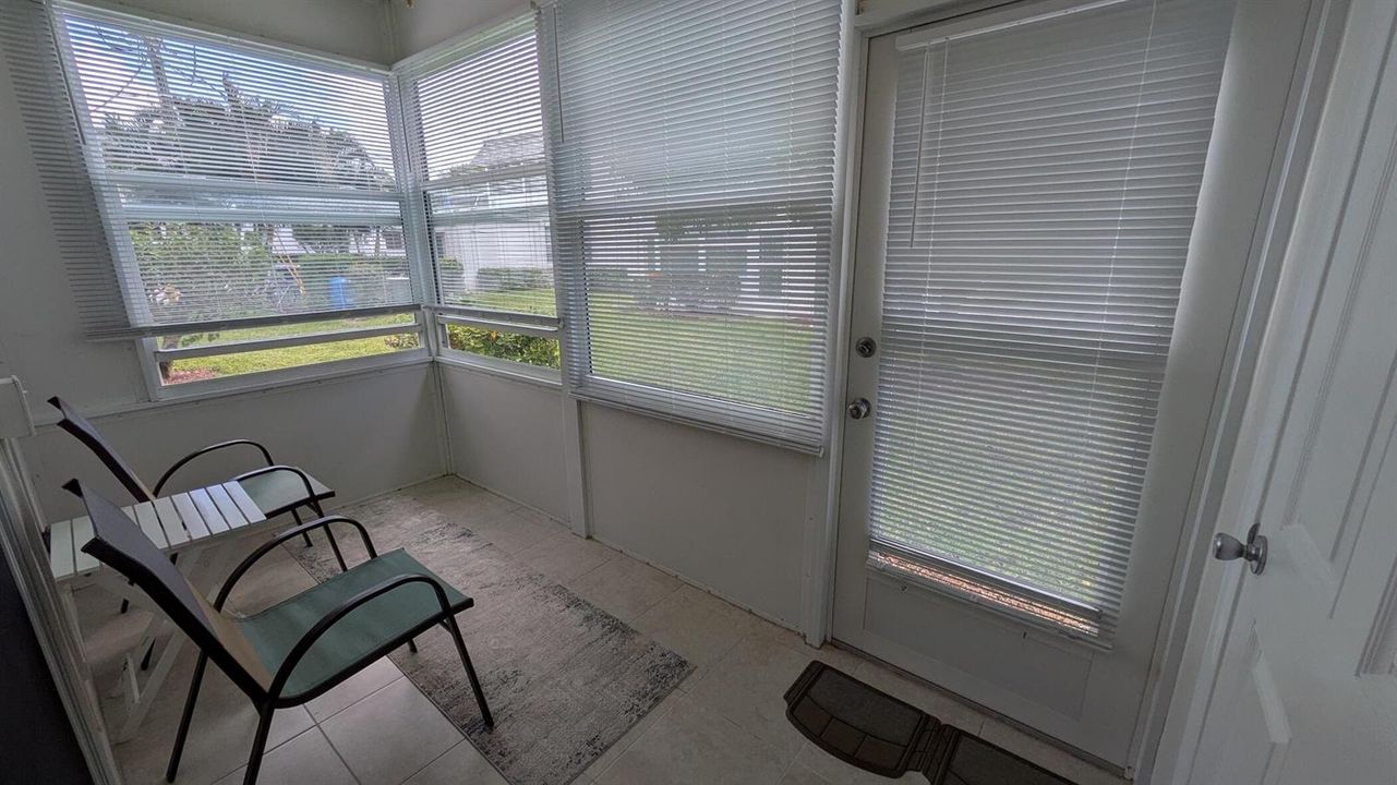 2880 Lake Osborne dr 109 4 - Copy (2)