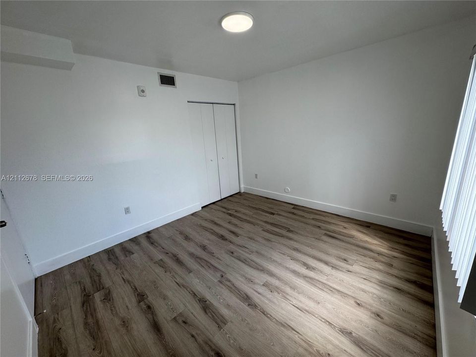 В аренду: $1,600 (1 спален, 1 ванн, 1000 Квадратных фут)
