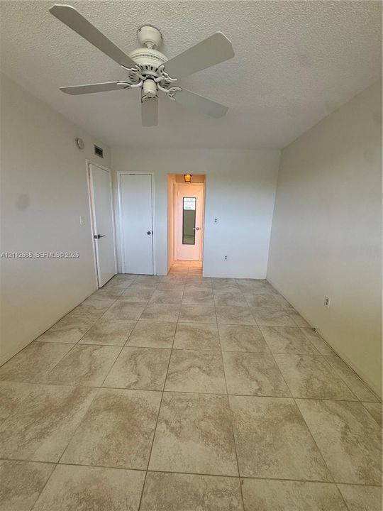 For Rent: $1,900 (2 beds, 2 baths, 1098 Square Feet)