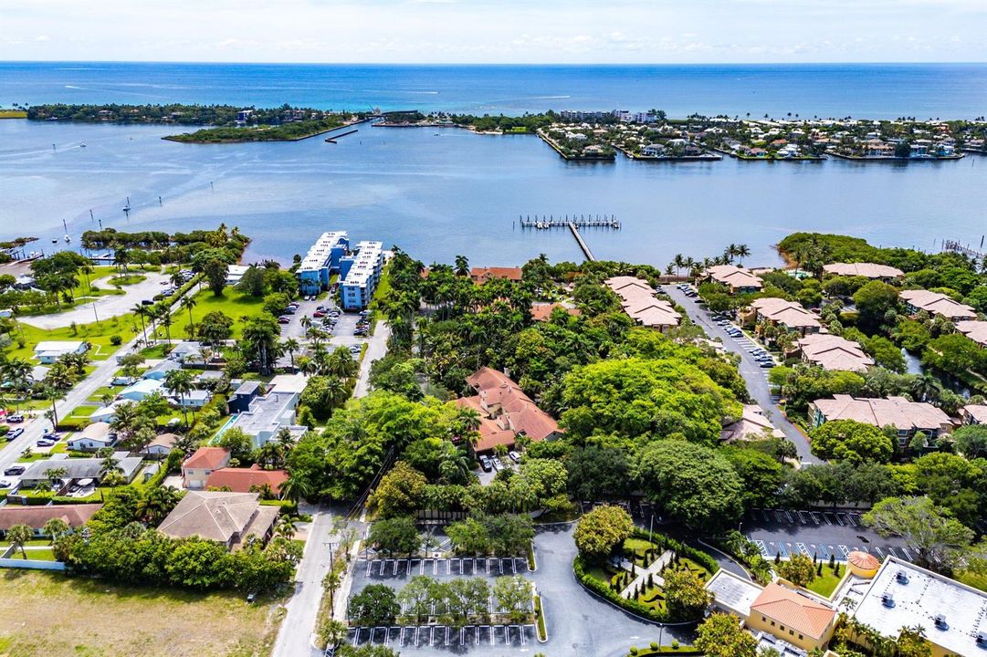 064-16VíaLago-BoyntonBeach-FL-33435-SMA