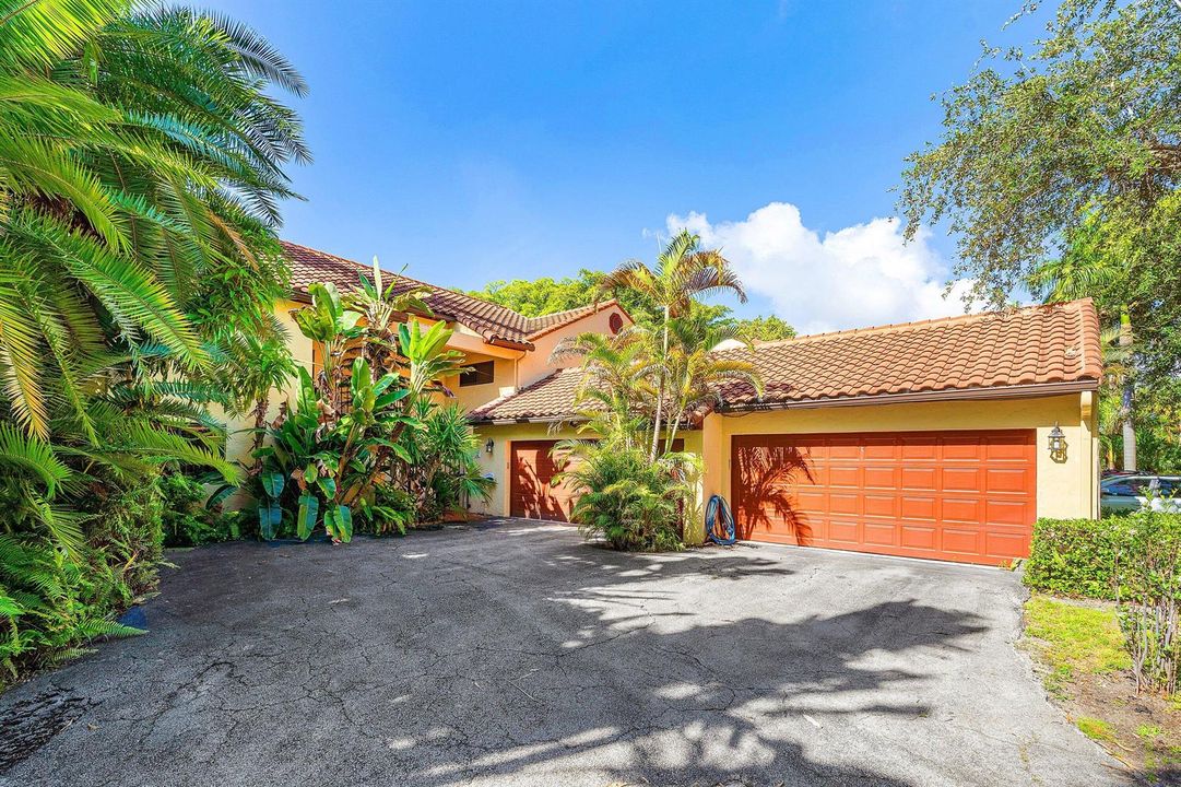 001-16VíaLago-BoyntonBeach-FL-33435-SMA