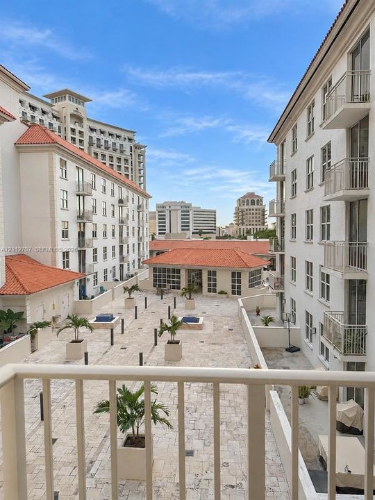 En Venta: $525,000 (2 camas, 2 baños, 1020 Pies cuadrados)