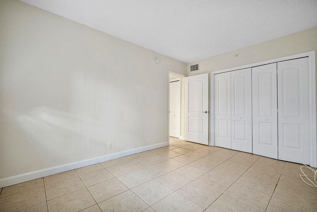 026-701NESeventhAve-DelrayBeach-FL-small