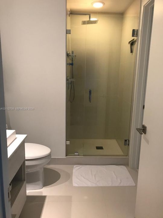 В аренду: $3,400 (1 спален, 1 ванн, 541 Квадратных фут)