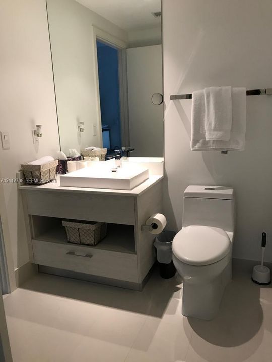 В аренду: $3,400 (1 спален, 1 ванн, 541 Квадратных фут)