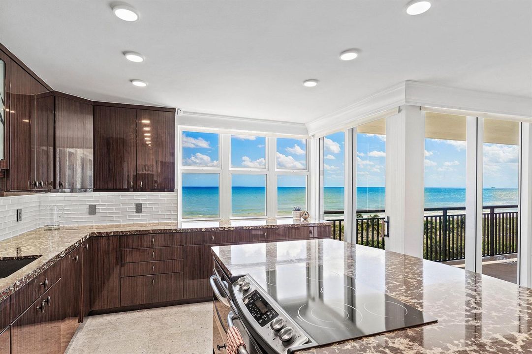 010-2000SouthOceanBoulevard-6A-BocaRaton