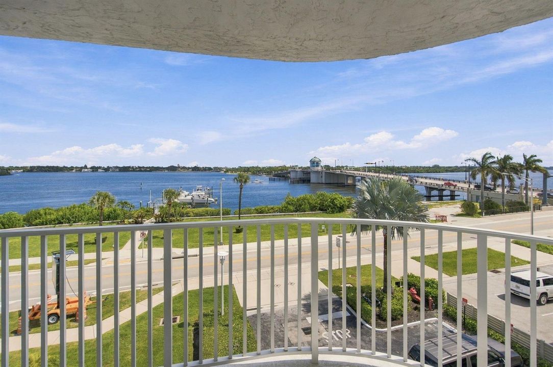 HT 403 16-web-or-mls-016_DSC02346
