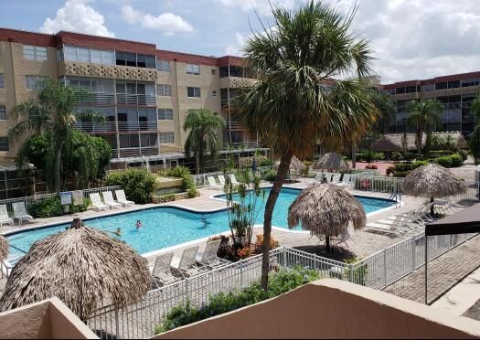 poly pool