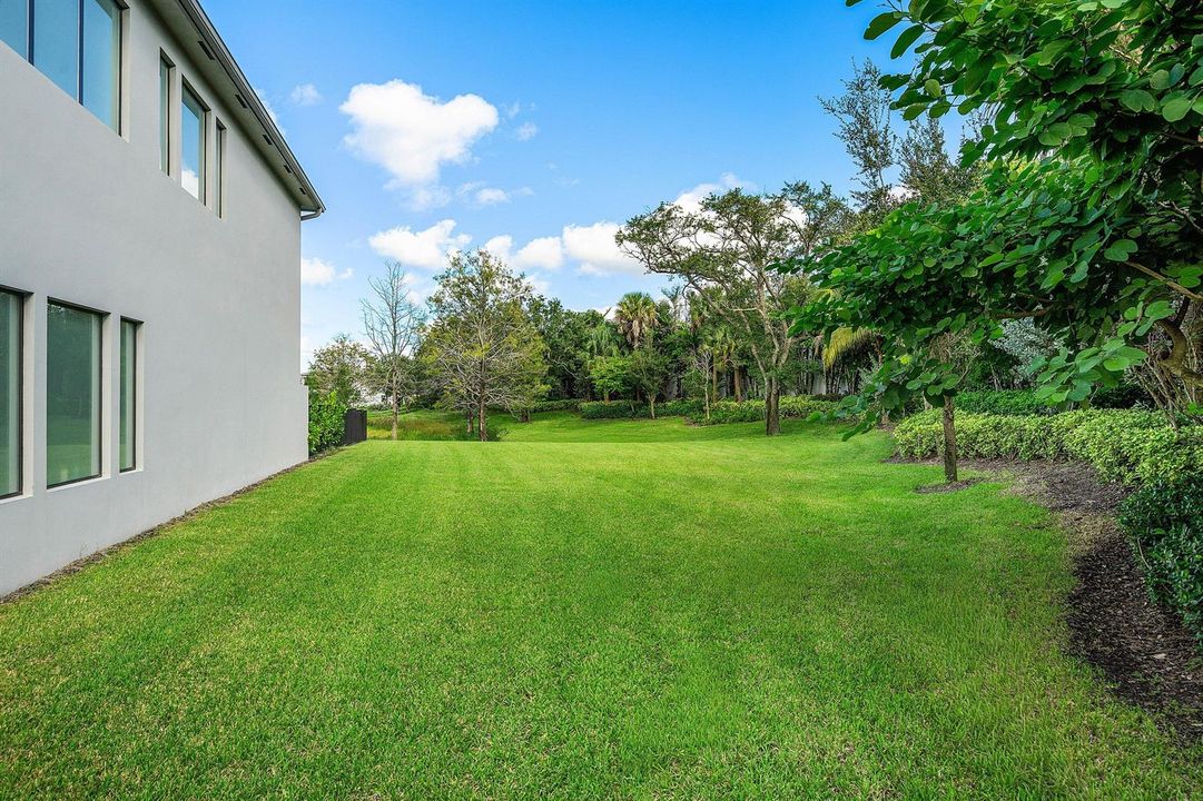051-8209EssexCountryClubDrive-BocaRaton-