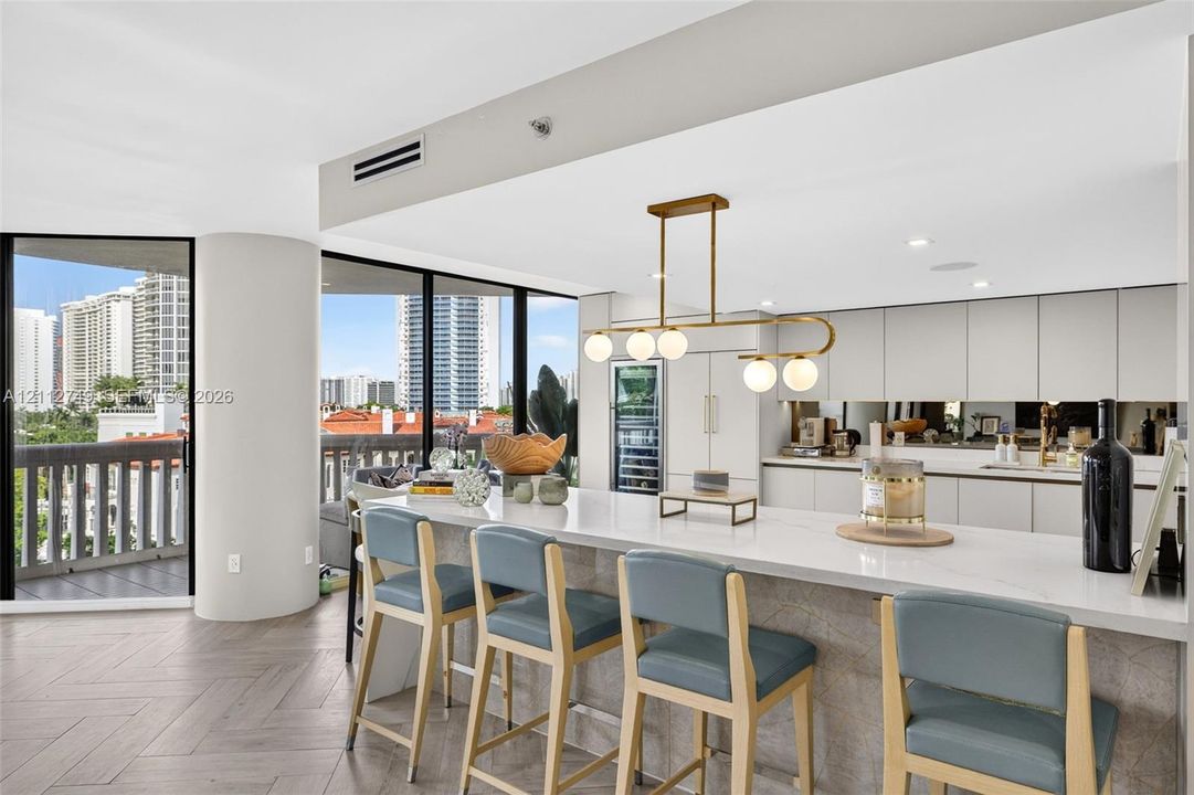 For Sale: $1,450,000 (3 beds, 3 baths, 2590 Square Feet)