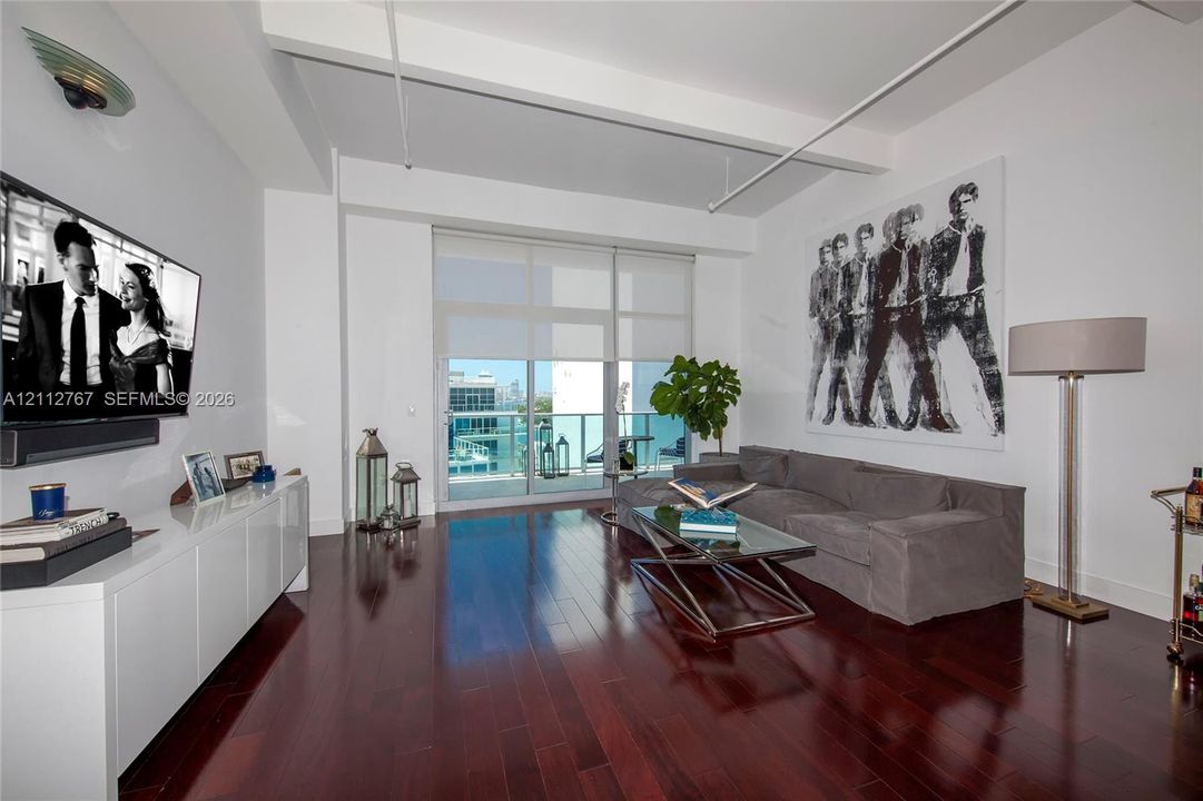 For Rent: $7,600 (2 beds, 2 baths, 1957 Square Feet)