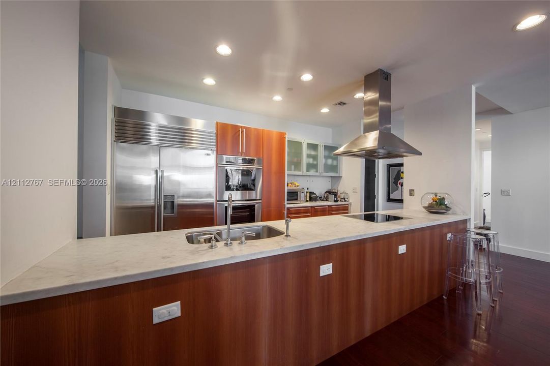 For Rent: $7,600 (2 beds, 2 baths, 1957 Square Feet)
