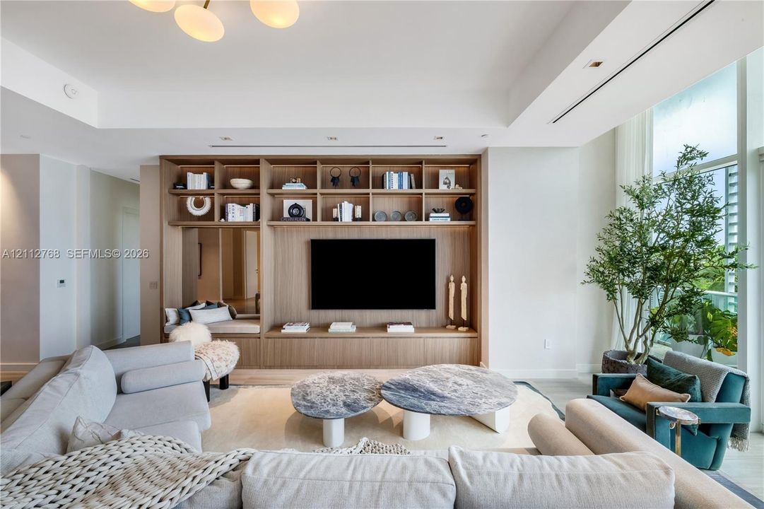 For Sale: $4,495,000 (2 beds, 2 baths, 2668 Square Feet)