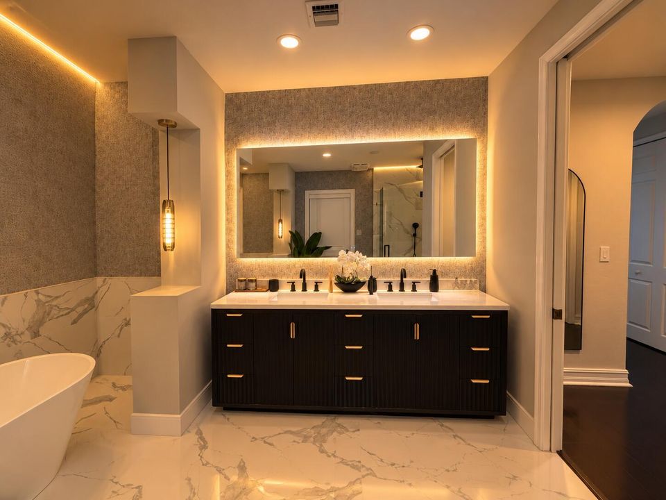 Primary Suite Bath