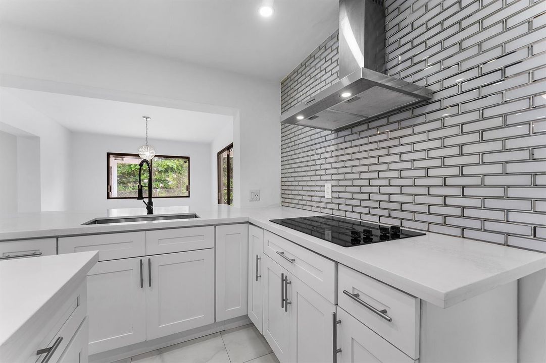 13_012-80WestPalmDrive-Margate-FL-33063-
