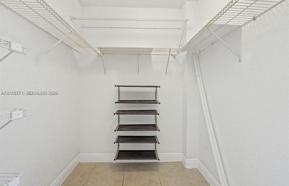 В аренду: $2,500 (2 спален, 2 ванн, 1253 Квадратных фут)