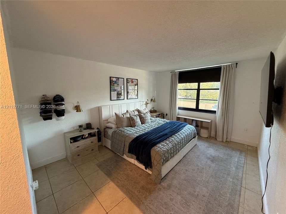 В аренду: $2,500 (2 спален, 2 ванн, 1253 Квадратных фут)