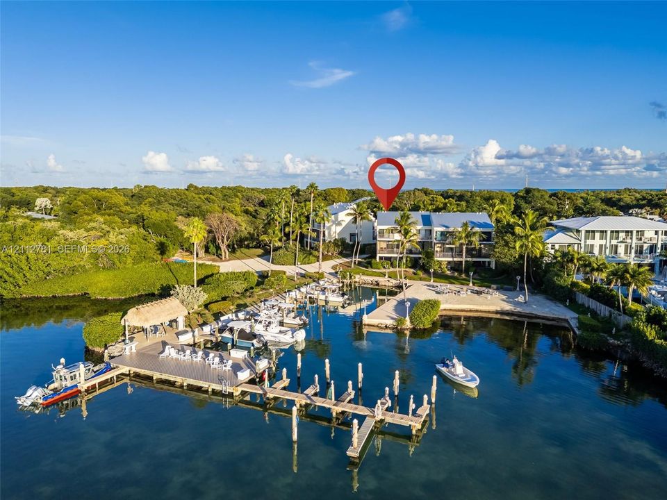 For Sale: $1,399,000 (2 beds, 2 baths, 1523 Square Feet)