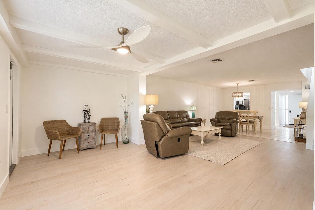6 - Family Room