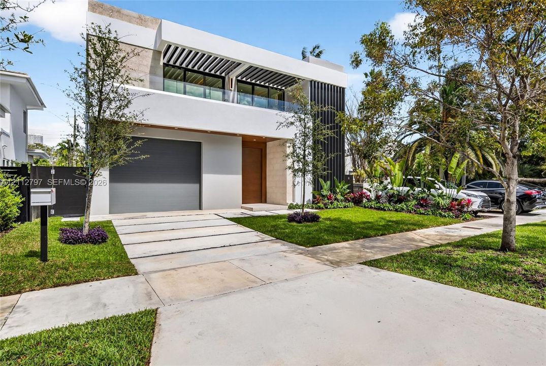 En Venta: $5,195,000 (4 camas, 4 baños, 3793 Pies cuadrados)